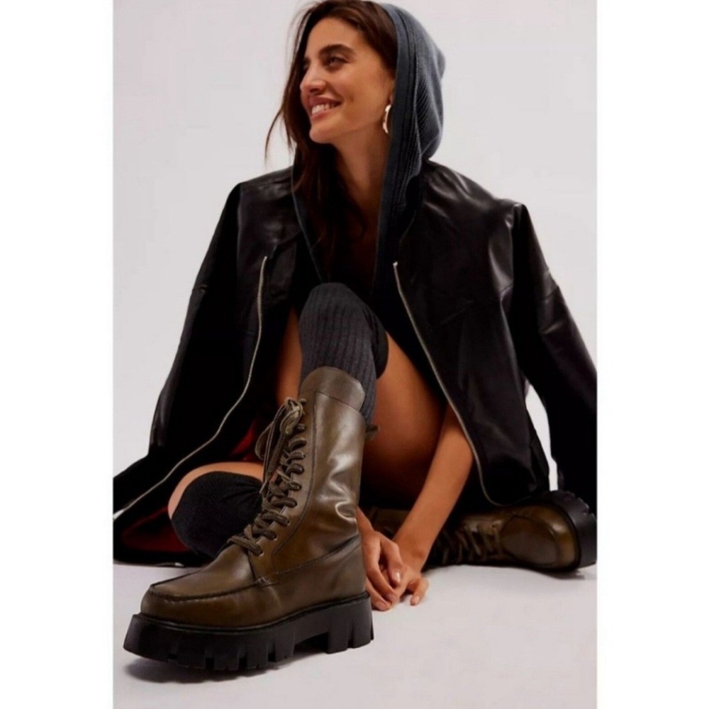 NWT Free People Jones Lug Sole Dark Lace Up Boot size 9